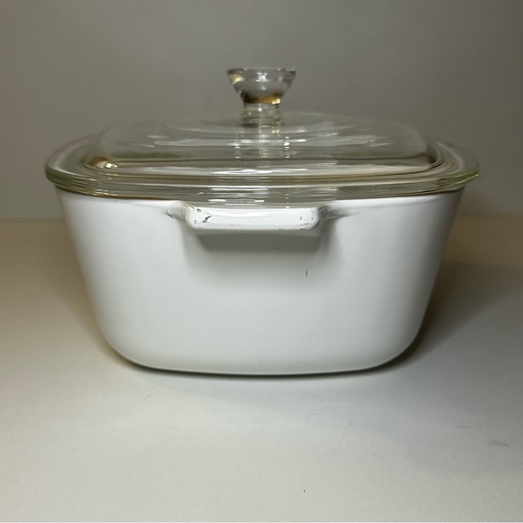 Vintage Corning Ware Blue Cornflower 1 3/4 Qt Baking Dish with Pyrex D-9 Lid - Picture 5 of 11